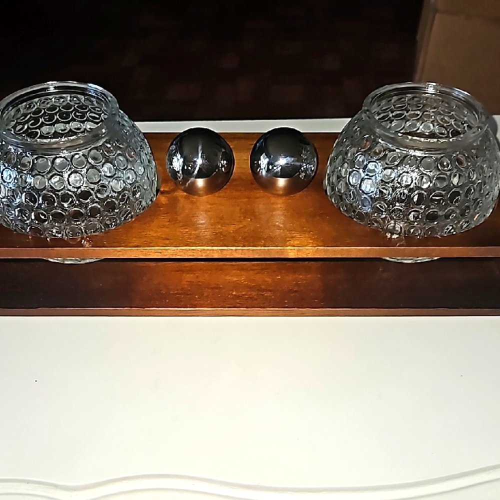 Golfer's Whiskey Serving Set With Wooden Base